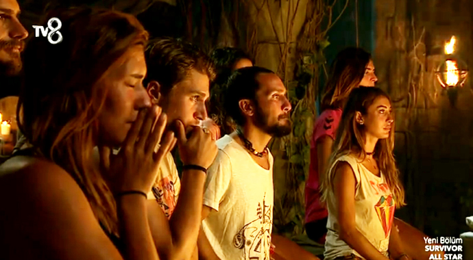 Survivor'da Hakan ile Anıl'ın tartışması olay oldu!